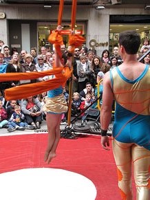 Espectacle de circ a c&agrave;rrec de CIRCO LOS