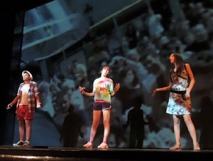 FITAG Fira Internacional de Teatre Amateur de Girona. Espectacle inaugural amb Cr&agrave;dula Teatre, de Cass&agrave; de la Selva