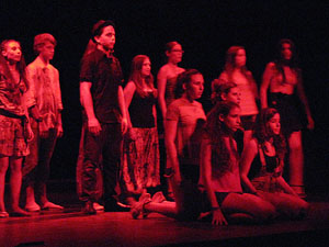 FITAG Fira Internacional de Teatre Amateur de Girona. Espectacle inaugural amb Cr&agrave;dula Teatre, de Cass&agrave; de la Selva