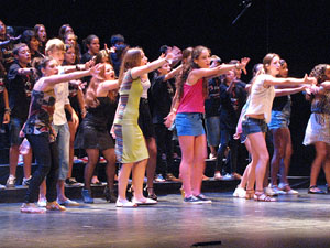 FITAG Fira Internacional de Teatre Amateur de Girona. Espectacle inaugural amb Cr&agrave;dula Teatre, de Cass&agrave; de la Selva