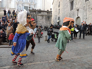 Cercavila de gegants i capgrossos pel Barri Vell