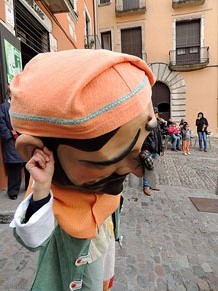 Cercavila de gegants i capgrossos pel Barri Vell