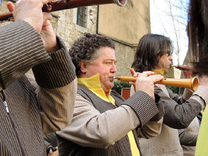 Cercavila de gegants i capgrossos pel Barri Vell