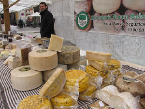 Mercat d'Artesania a la plaça de la Independència