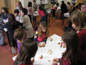 Taller de baldufes de Hanukkà al centre Bonastruc ça Porta - Museu d'Història dels Jueus de Girona 
