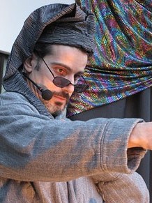 Espectacle de Màgia a la plaça Josep Pla