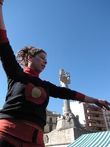 Taller de decoraci&oacute; nadalenca al Museu d'Art de Girona