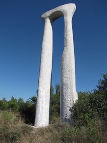 Girona, llindar d'Europa. Escultura de Bonaventura Ans&oacute;n