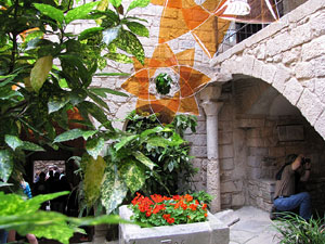 Casa de Lleó Avinay