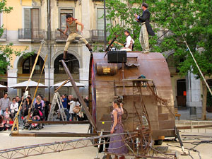 Festes de Primavera 2014. Espectacles a la plaça de la Independència