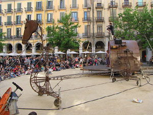 Festes de Primavera 2014. Espectacles a la plaça de la Independència