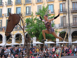 Festes de Primavera 2014. Espectacles a la plaça de la Independència