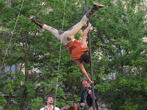 Festes de Primavera 2014. Espectacles a la pla&ccedil;a de la Independ&egrave;ncia