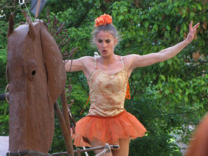 Festes de Primavera 2014. Espectacles a la pla&ccedil;a de la Independ&egrave;ncia