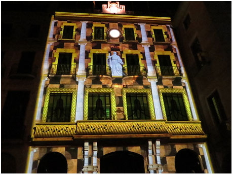 Girona, ciutat de Festivals. Festival Internacional de Mapping, FIMG. Projeccions a la fa&ccedil;ana de l'Ajuntament