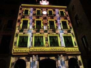 Girona, ciutat de festivals. Festival Internacional de Mapping, FIMG. Fa&ccedil;ana de l'Ajuntament