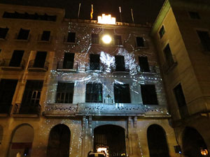 Girona, ciutat de festivals. Festival Internacional de Mapping, FIMG. Fa&ccedil;ana de l'Ajuntament