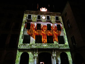 Girona, ciutat de festivals. Festival Internacional de Mapping, FIMG. Fa&ccedil;ana de l'Ajuntament