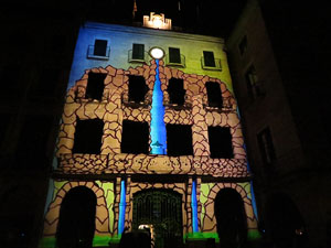 Girona, ciutat de festivals. Festival Internacional de Mapping, FIMG. Fa&ccedil;ana de l'Ajuntament