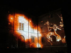 Girona, ciutat de festivals. Festival Internacional de Mapping, FIMG. Fa&ccedil;ana de la  Casa Pastors