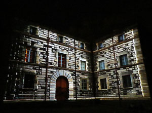 Girona, ciutat de festivals. Festival Internacional de Mapping, FIMG. Fa&ccedil;ana de la  Casa Pastors