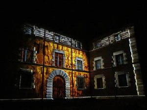 Girona, ciutat de festivals. Festival Internacional de Mapping, FIMG. Fa&ccedil;ana de la  Casa Pastors