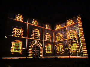 Girona, ciutat de festivals. Festival Internacional de Mapping, FIMG. Fa&ccedil;ana de la  Casa Pastors