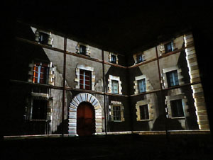 Girona, ciutat de festivals. Festival Internacional de Mapping, FIMG. Fa&ccedil;ana de la  Casa Pastors