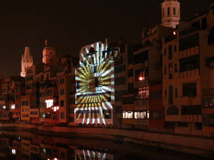 Girona, ciutat de festivals. Festival Internacional de Mapping, FIMG. Fa&ccedil;ana de la  Casa Mas&oacute;