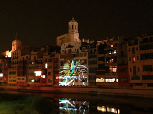 Girona, ciutat de festivals. Festival Internacional de Mapping, FIMG. Fa&ccedil;ana de la  Casa Mas&oacute;