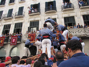 Fires de Sant Narcís 2013. Diada castellera a la plaça del Vi