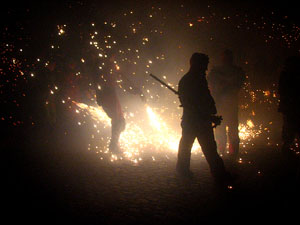 Fires de Sant Narc&iacute;s 2013. El correfoc. 25 anys dels Diables de l'Onyar
