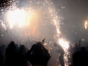 Fires de Sant Narc&iacute;s 2013. El correfoc. 25 anys dels Diables de l'Onyar