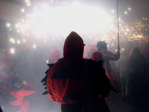 Fires de Sant Narc&iacute;s 2013. El correfoc. 25 anys dels Diables de l'Onyar