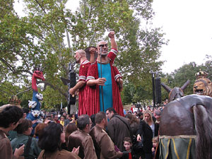 Fires de Sant Narc&iacute;s 2013. Trobada de gegants: la ballada