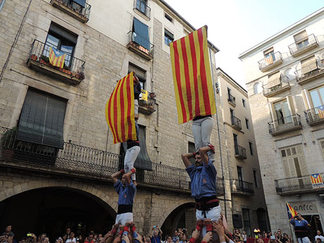 Arribada a Girona de la Flama del Canigó 2013