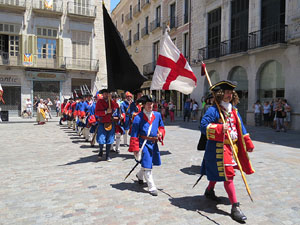 Girona resisteix! Jornades de recreaci&oacute; hist&ograve;rica de la Guerra de Successi&oacute;. Presentaci&oacute; i jurada de bandera