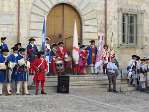 Girona resisteix! Jornades de recreaci&oacute; hist&ograve;rica de la Guerra de Successi&oacute;. Presentaci&oacute; de la recreaci&oacute;