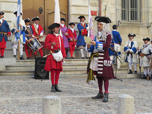 Girona resisteix! Jornades de recreaci&oacute; hist&ograve;rica de la Guerra de Successi&oacute;. Presentaci&oacute; de la recreaci&oacute;
