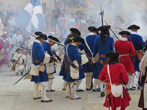 Girona resisteix! Jornades de recreaci&oacute; hist&ograve;rica de la Guerra de Successi&oacute;. Recreaci&oacute; dels combats de 1705