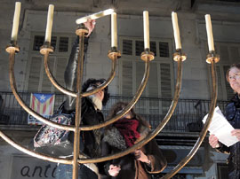 Encesa de les espelmes de Hanukk&agrave;