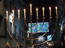 Encesa de les espelmes de Hanukk&agrave;