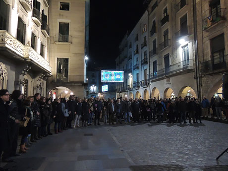 L'encesa de les llums de Hanukk&agrave; a la pla&ccedil;a del Vi