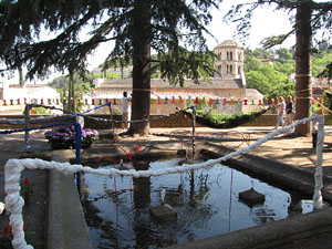 Girona Temps de Flors 2014. El Passeig Arqueol&ograve;gic