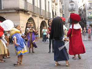 Und&agrave;rius, festival d'estiu de Girona de cultura popular i tradicional