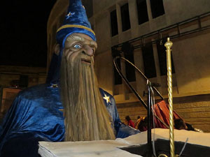 Fires de Girona 2014. Espectacle la bella i les b&egrave;sties, a c&agrave;rrec de Carros de Foc