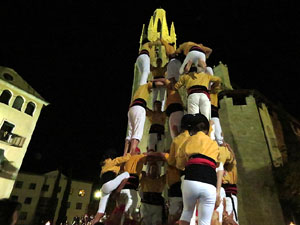 Fires de Girona 2014. Castells de vigilia a càrrec de Marrecs de Salt i Castellers de Badalona