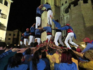 Fires de Girona 2014. Castells de vigilia a càrrec de Marrecs de Salt i Castellers de Badalona