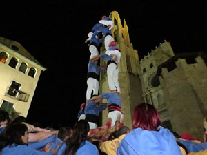 Fires de Girona 2014. Castells de vigilia a càrrec de Marrecs de Salt i Castellers de Badalona