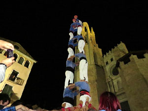 Fires de Girona 2014. Castells de vigilia a càrrec de Marrecs de Salt i Castellers de Badalona
